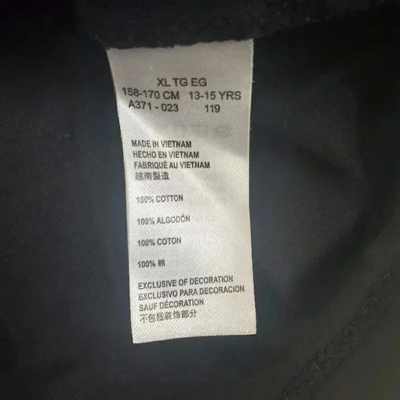 Levi's Kids Star Wars Stormtrooper Graphic T Shirt Black Cotton Size XL - Picture 6 of 7